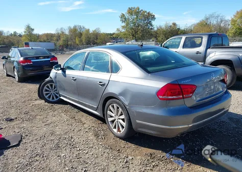 2012 Volkswagen Passat 2.5L Sel from USA, damaged, VIN 1VWCH7A38CC021993